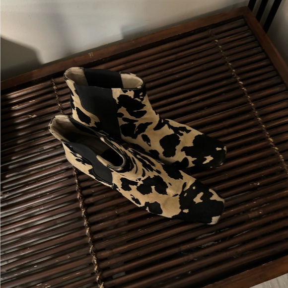 Via Spiga Ankle Boots Cow Print Suede Square Toe size 8.5 Made in Italy Y2K 90s - Picture 12 of 15